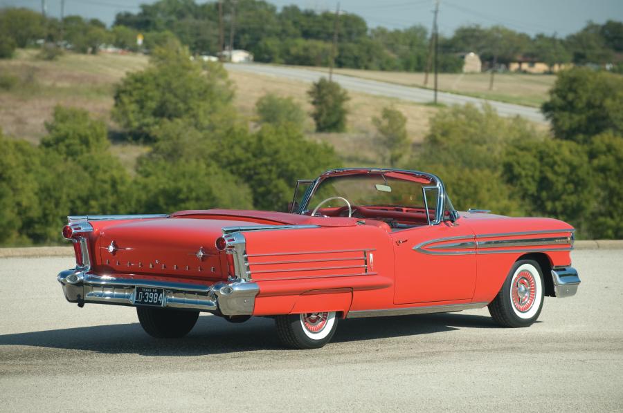  Oldsmobile Super 88 J-2-Rocket Convertible 1958 года  (фото 4 из 4)